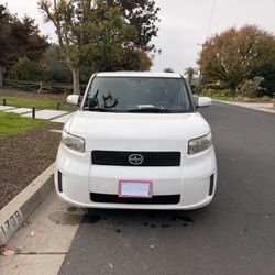 2008 Scion xB