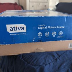 Ativa 7 inch Digital Picture Frame