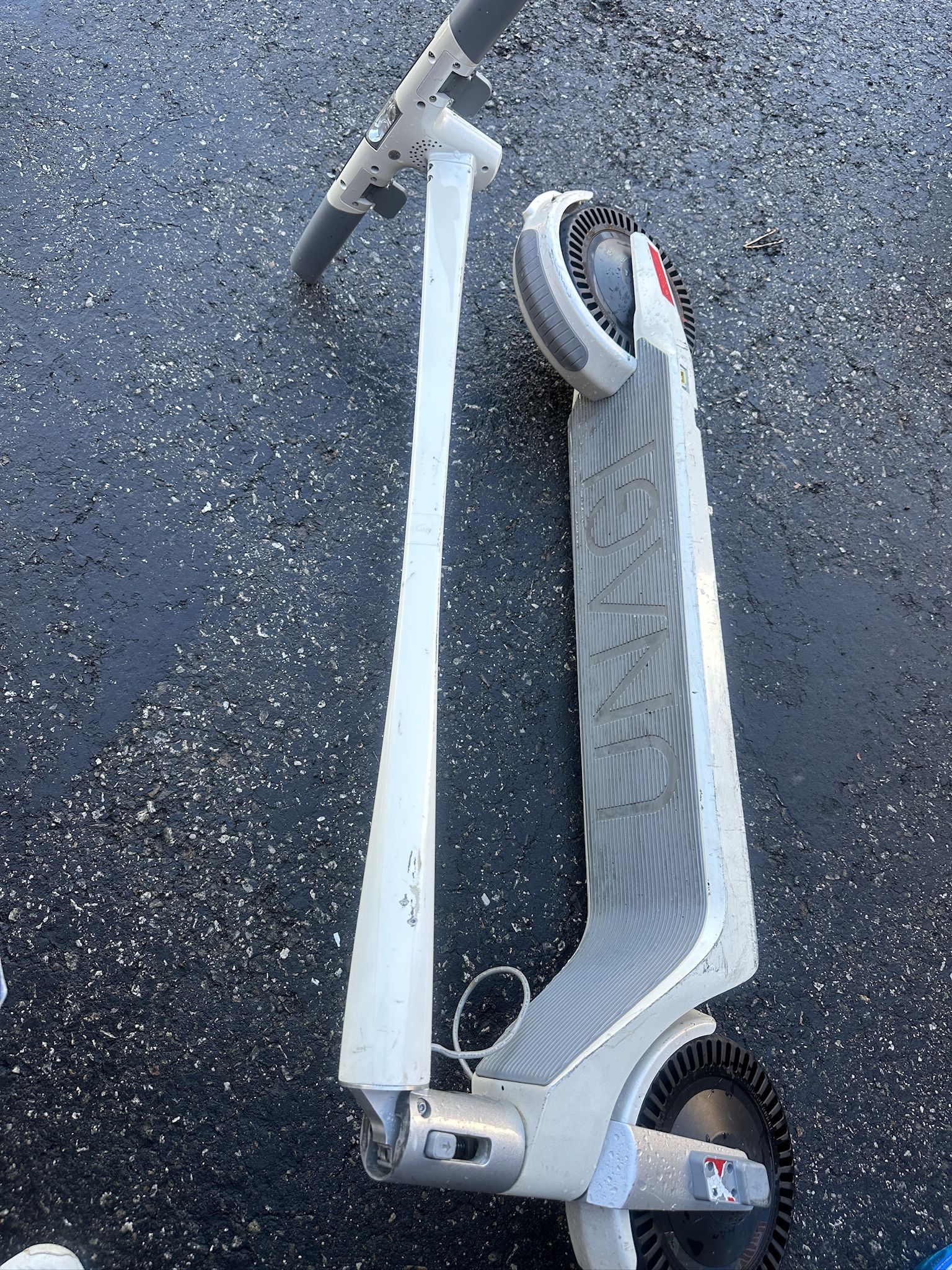 Unagi Model One Electric Scooter – Fully Functional, Good Condition