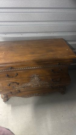 Vintage dresser