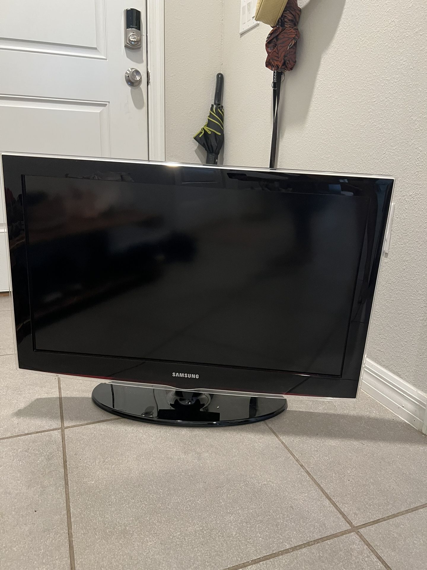 30 Inch TV For Sale In Kissimmee FL OfferUp 30-inch-tv-for-sale-in-kissimmee-fl-offerup