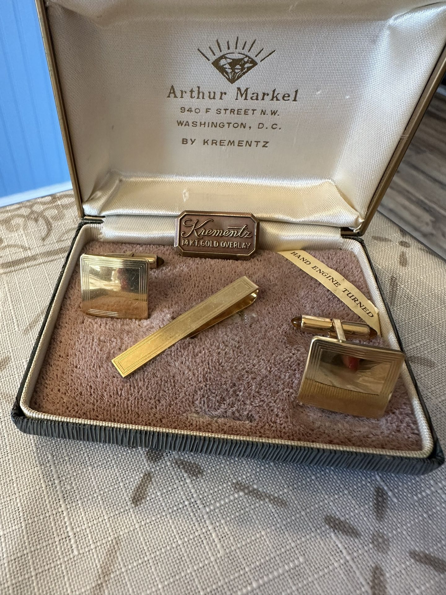 Vintage Krementz Gold Overlay Cufflinks