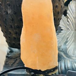 Himalaya Salt Lamp