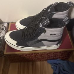 Vans MTE sk8-hi Size 9.5