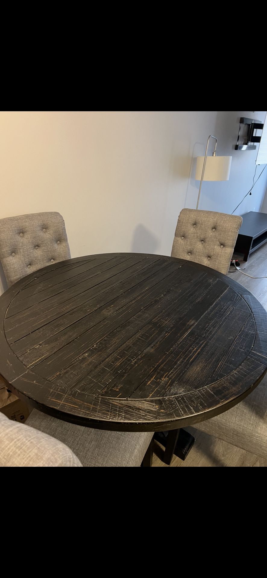 4 Piece Wooden Rustic Table Set (good Condition)