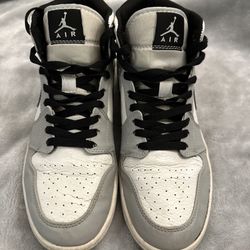 Size 9.5 - Jordan 1 Retro OG High Stage Haze