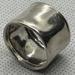 Stunning 925 Silver didae Ring 