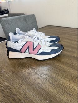 New Balance 327
