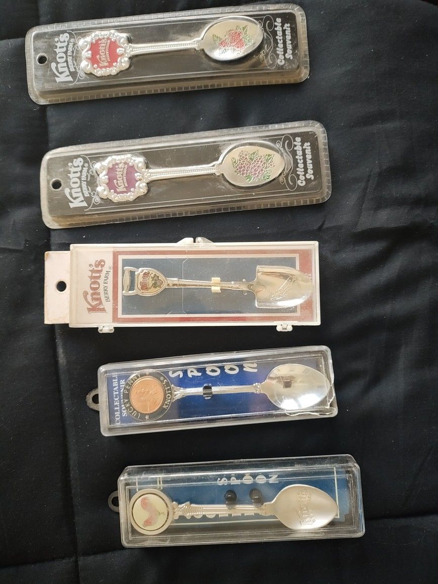 Knott's Spoons 