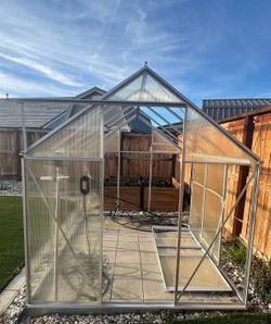Polycarbonate Greenhouse