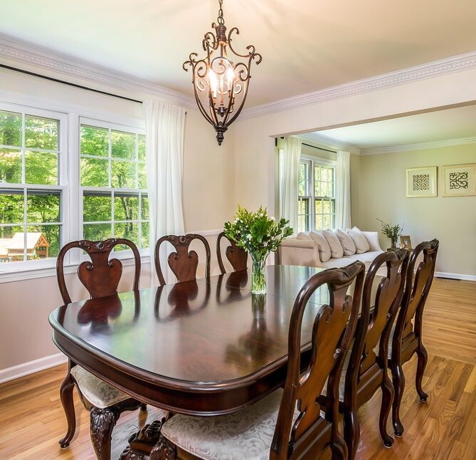 Dining Table & Chairs Set, Thomasville Brompton Hall Collection