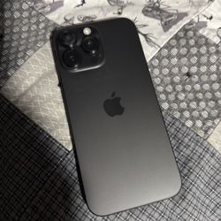 Unlocked Apple I-Phone 16 Pro Max 256.0GB Black Titanium