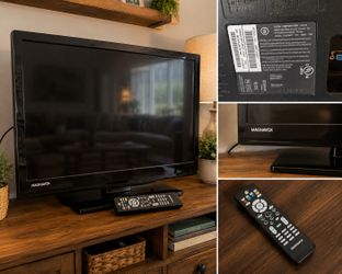 Like New Magnavox TV w remote