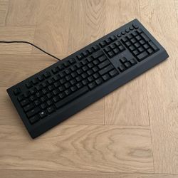 Razer Cynosa V2 Full Size Wired Membrane Gaming Keyboard w/ Chroma RGB Backlight