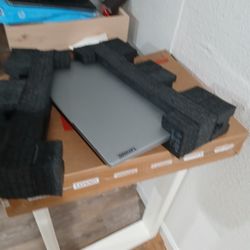 Lenovo Laptop 