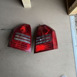 Tail Lights 2006-2010 Chrysler 300