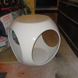 Gorgeous Mid Century Modern Side Table 18inby 18inht 20 Firm Paid 189