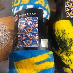 Chargers Throw Blanket