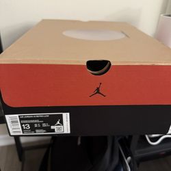Jordan 12 Retro