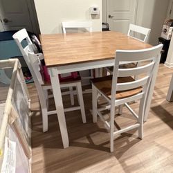 Dinning Table