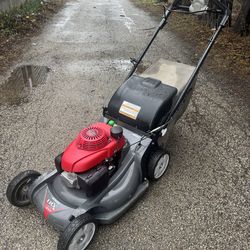 Honda lawn mower HRX 217 GCV190 self propelled select drive