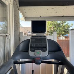 Treadmill 