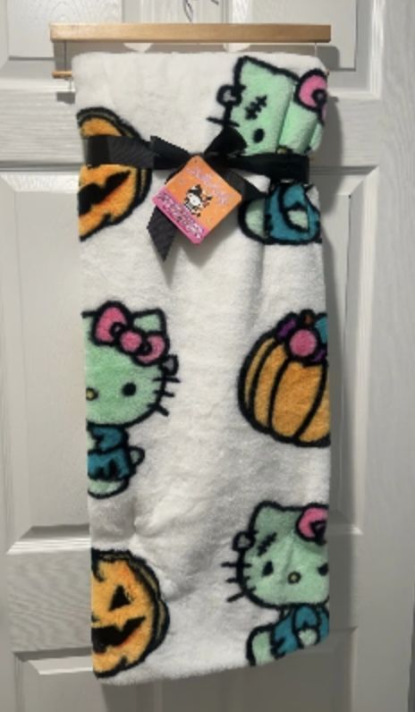 New Hello Kitty Blanket