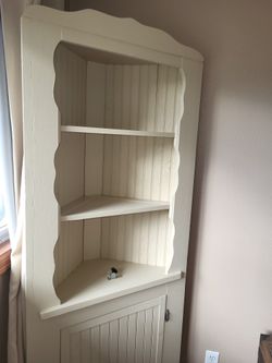 Nice Vintage Corner Cupboard