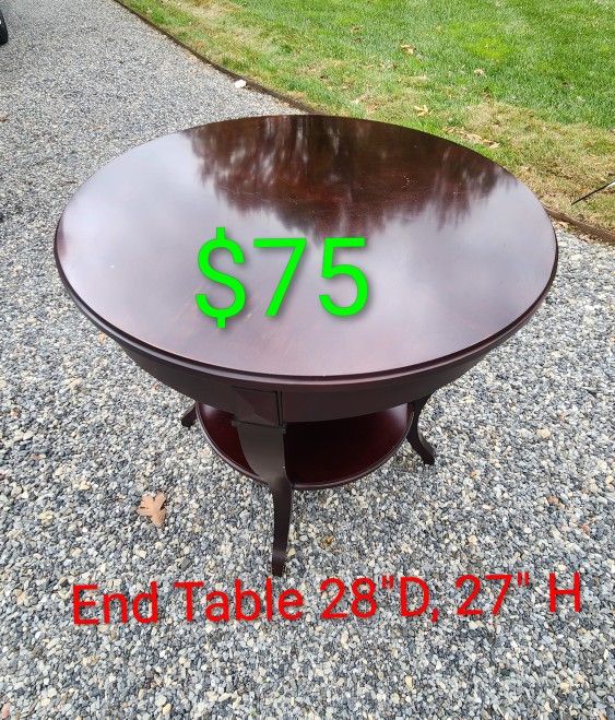 Round End Table 