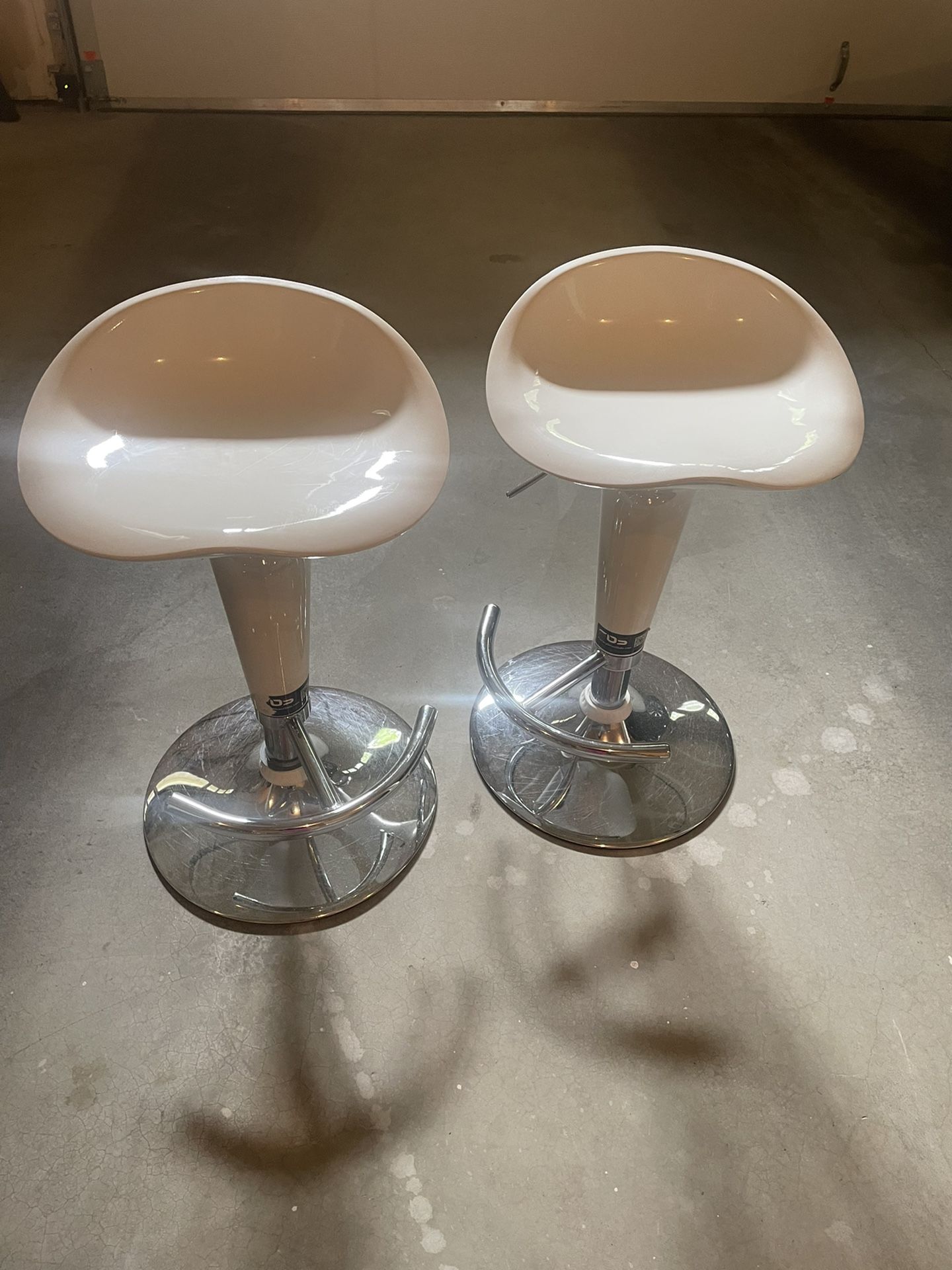 Height Adjustable Counter stools (set of 2)