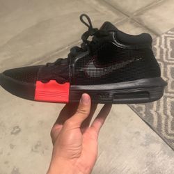 LeBron Basketball Shoes