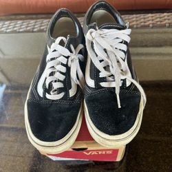 Vans KIDS OLD SKOOL SHOE Size 4