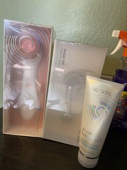 LumiSpa Rose Gold spa/ Facial toner