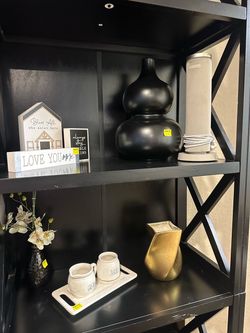 Decor pieces