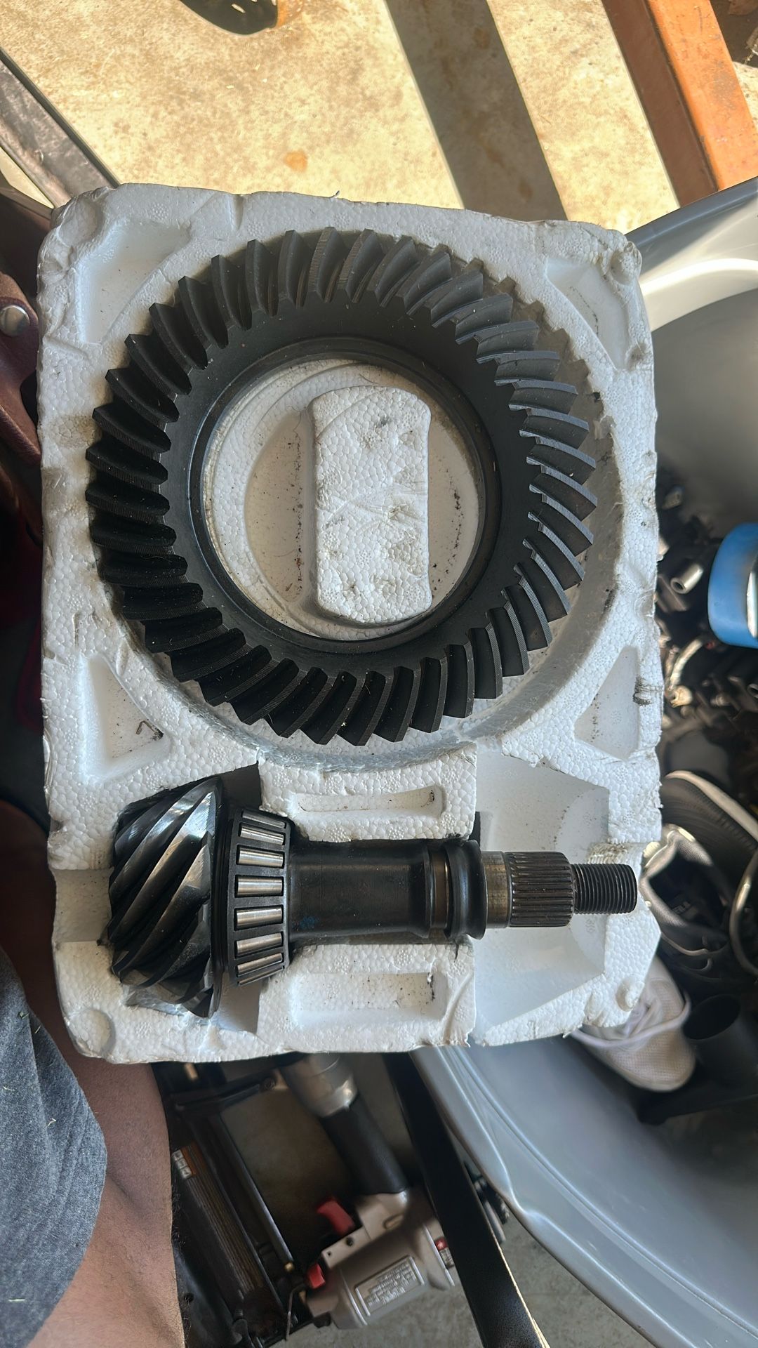 GM 8.5 373 Gear