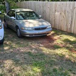 Buick Century 2000