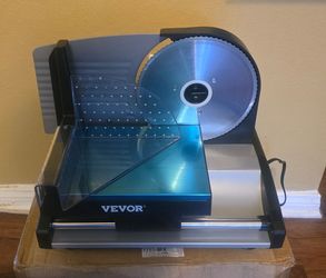 Meat slicer