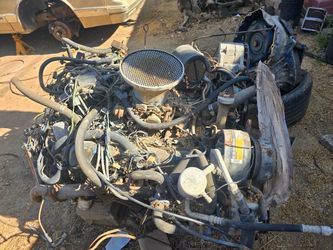 5.7L 350 V8 Fuel Injection Engine