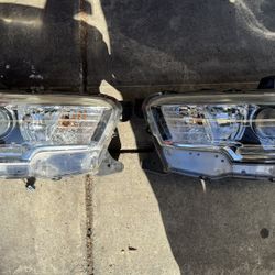 Toyota Tacoma OEM Headlights (TRD Off-road)