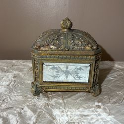   Lidded Box