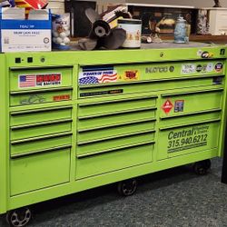 Matco Toolbox With Outlets And Usb Port