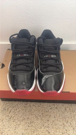 Air Jordan 11 Retro Low Bred Sneakers