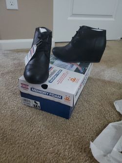 Skechers Memory Foam Bob's Wedge Booties