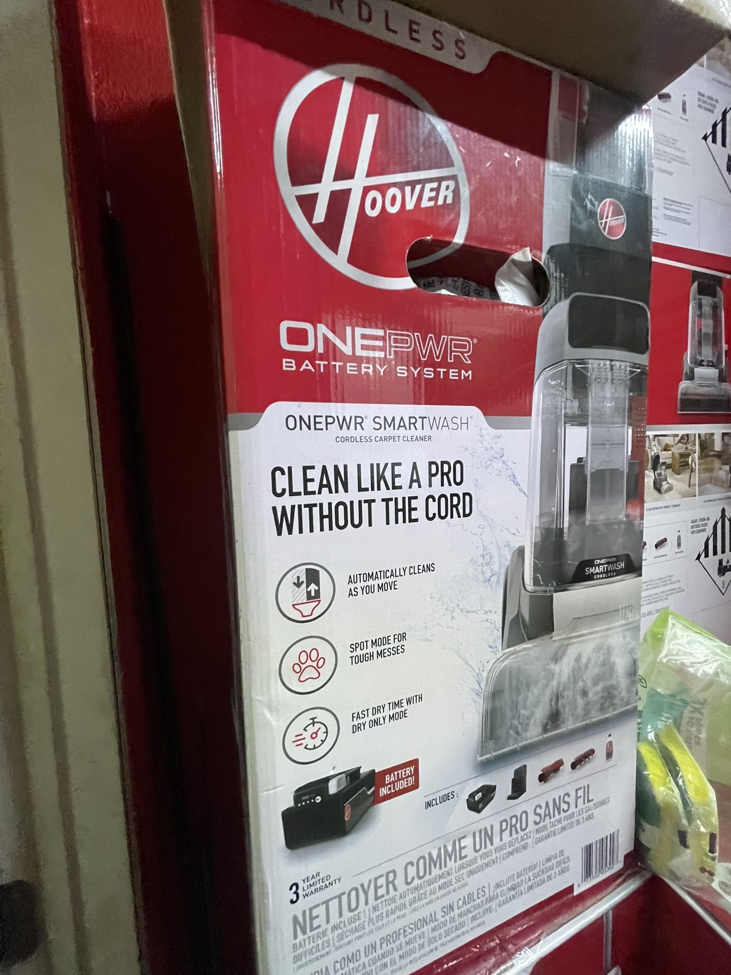 Vacuum / Carpet Cleaner . Hoover Cordless Onepwr Carpet Cleaner