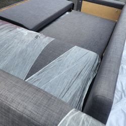 Sleeper Sectional with Storage – Excellent Condition