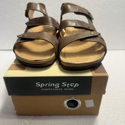 Spring Step Desma Brown Leather Comfort Sandals Slingback Shoes Women Size 8