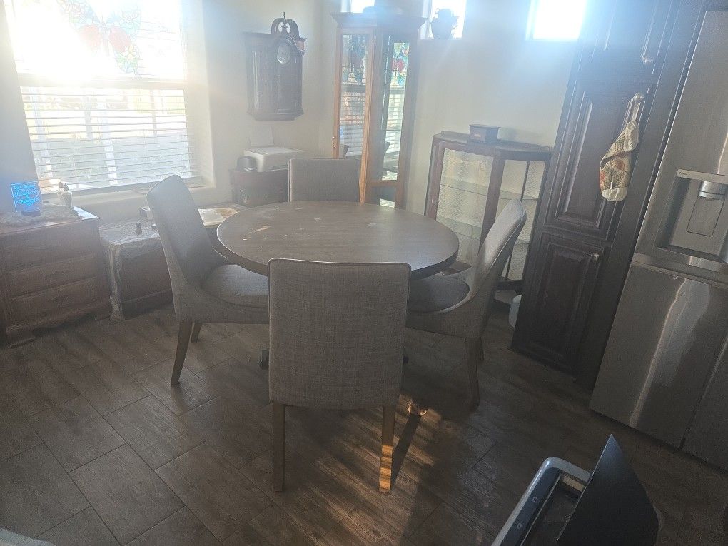 Dining Room Table And Chairs