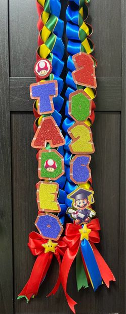 Mario graduation lei