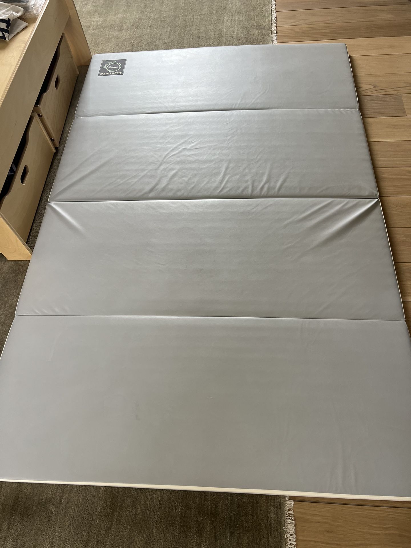 Cream haus Folding Play Mat