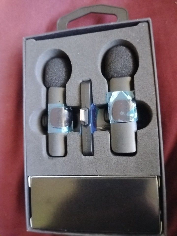 Wireless Lavaller Microphone